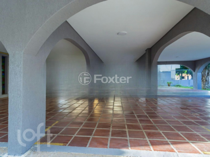 Image 31 - 812139
