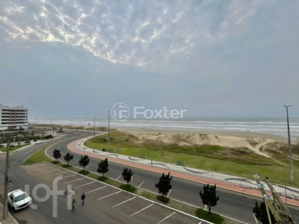 Image 8 - 812145