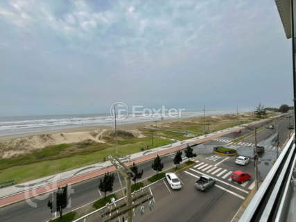 Image 7 - 812145