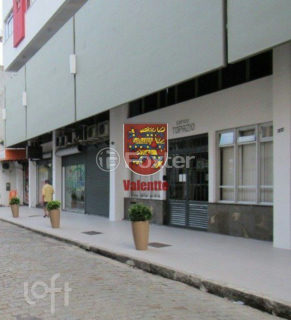 Image 8 - 812502