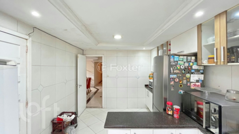 Image 36 - 813090