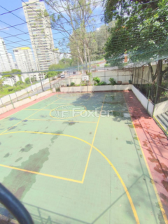 Image 4 - 813354