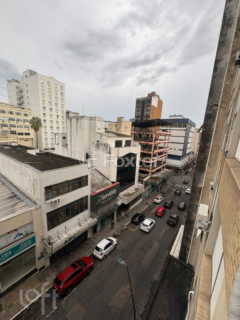 Image 13 - 813446