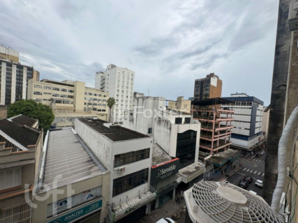Image 14 - 813446