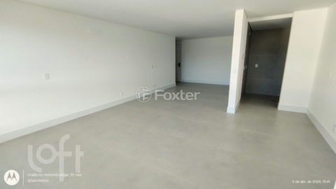 Image 3 - 813568