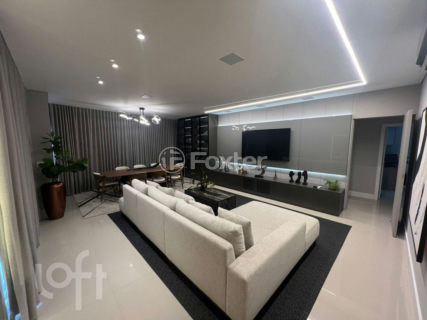 Image 59 - 813591