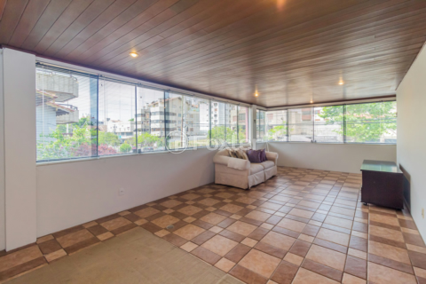 Image 4 - 813649
