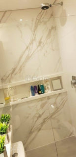 Image 9 - 813759