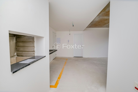 Image 6 - 813762