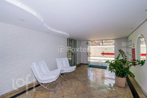 Image 30 - 813930