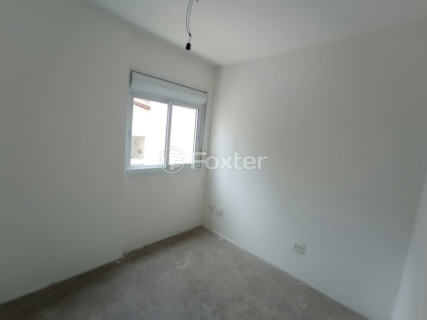 Image 3 - 813934