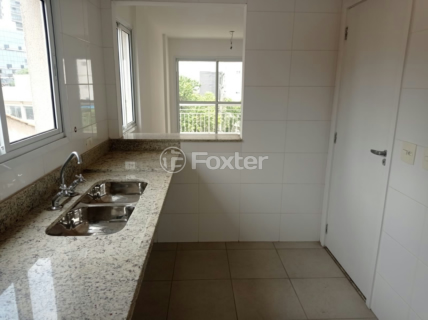 Image 7 - 813934