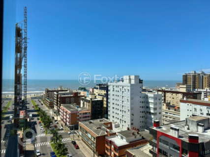 Image 28 - 814255