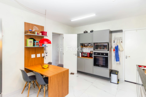 Image 35 - 814431