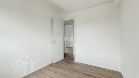 Image 32 - 815024