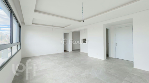 Image 10 - 815024