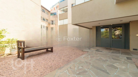 Image 32 - 815066