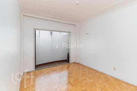 Image 32 - 816551