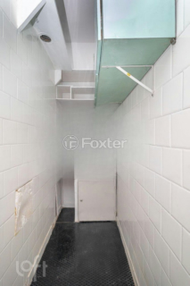 Image 17 - 816551