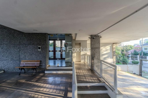 Image 28 - 816898