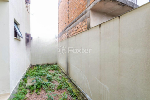 Image 6 - 817344