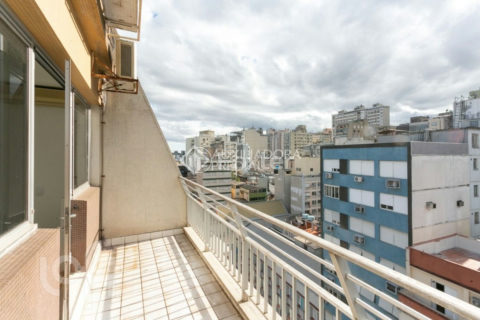 Image 19 - 817393