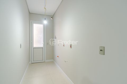 Image 21 - 817448