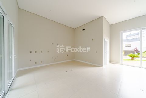 Image 10 - 817448