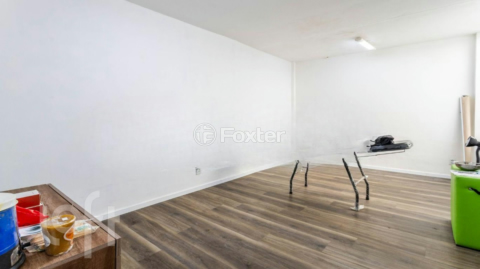 Image 4 - 817573