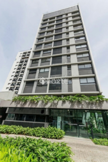Image 1 - 817996