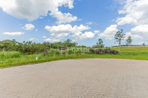 Image 3 - 818125