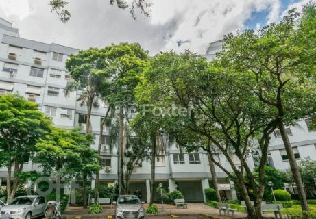 Image 10 - 818230