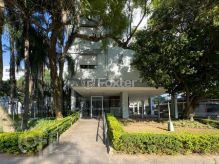 Image 9 - 818230