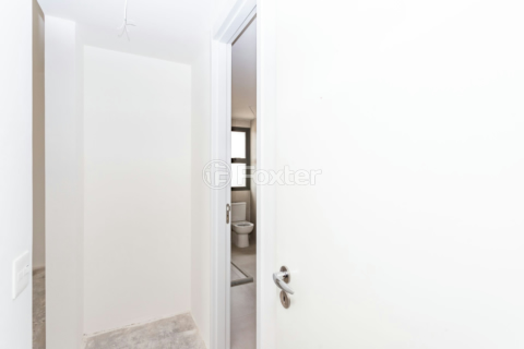 Image 35 - 818320
