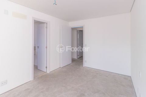 Image 31 - 818393