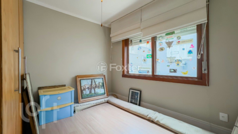 Image 17 - 818600