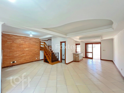 Image 4 - 818725