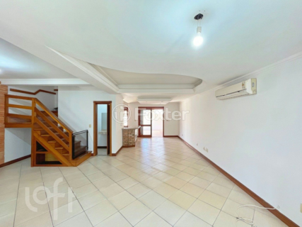Image 3 - 818725