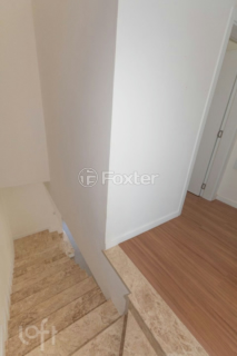 Image 8 - 818730