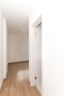 Image 11 - 818825