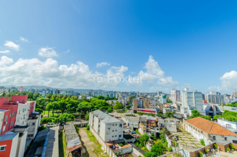 Image 4 - 818976