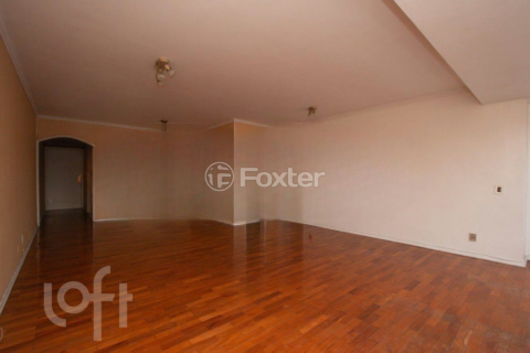 Image 3 - 819047