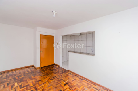 Image 3 - 819074