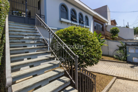 Image 61 - 819130