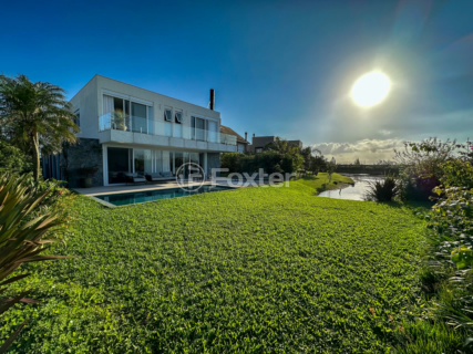Image 3 - 819443