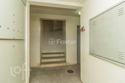 Image 12 - 819497