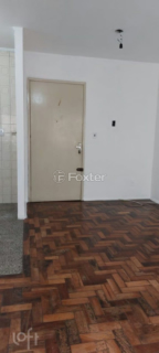 Image 6 - 819497