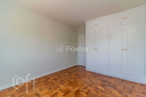 Image 7 - 819661