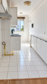 Image 2 - 819680