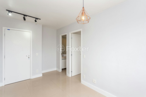 Image 4 - 819687